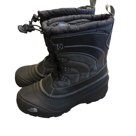 The North Face Alpenglow IV NF0A2T5P Winter Snow Boot Black Women US 7 EU 39
